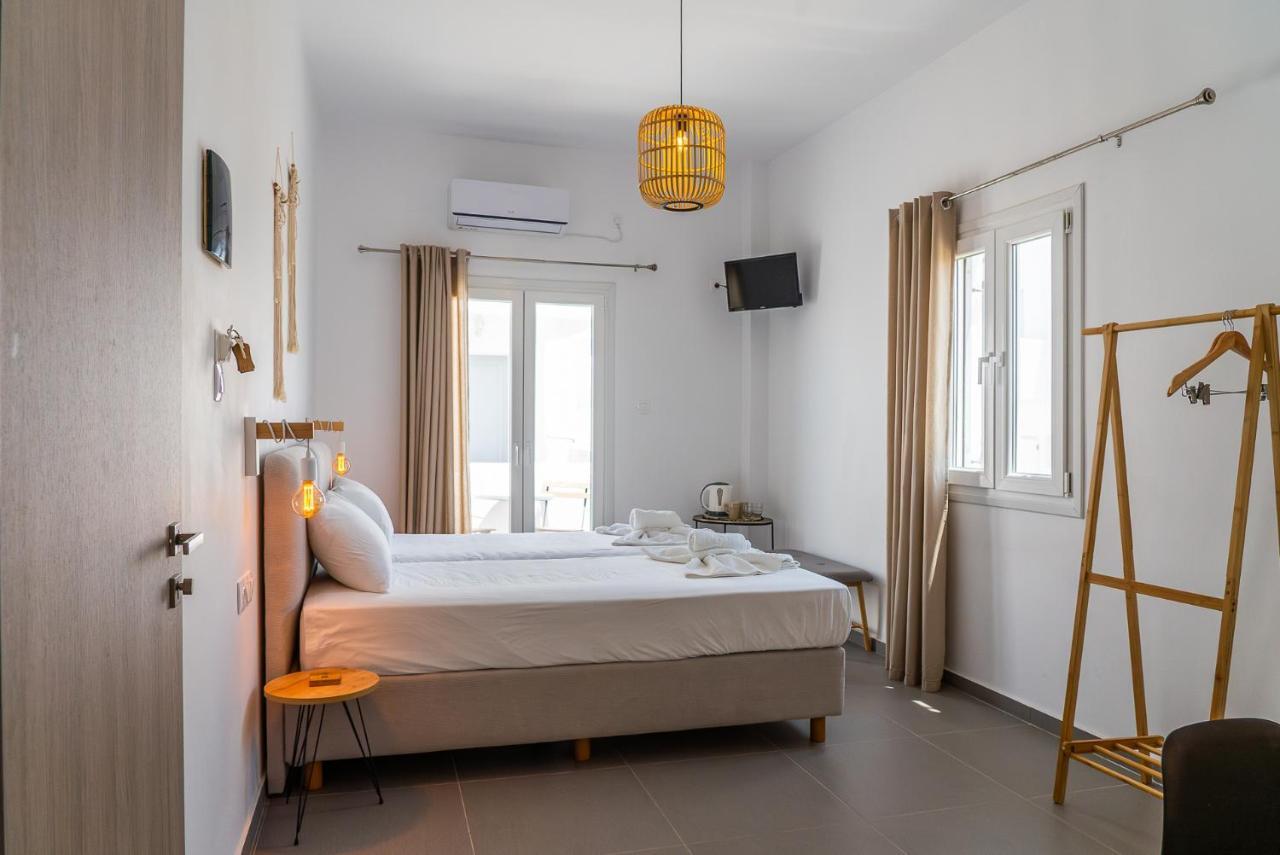 Eleftheria Studios Αντίπαρος Εξωτερικό φωτογραφία